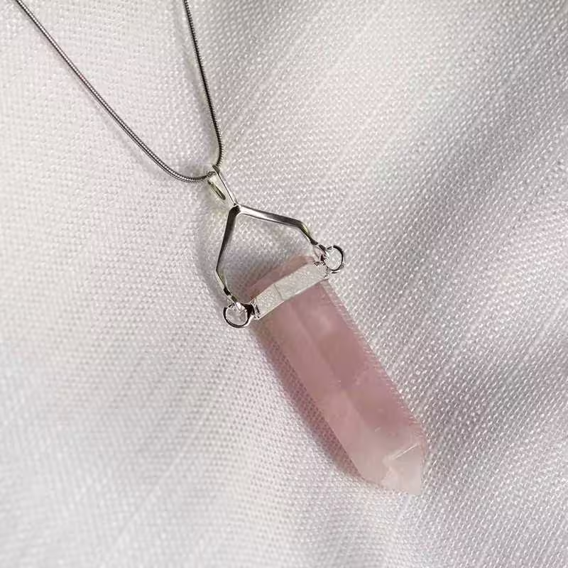 Colar Difusor Pessoal De Cristal Quartzo Rosa Prateado