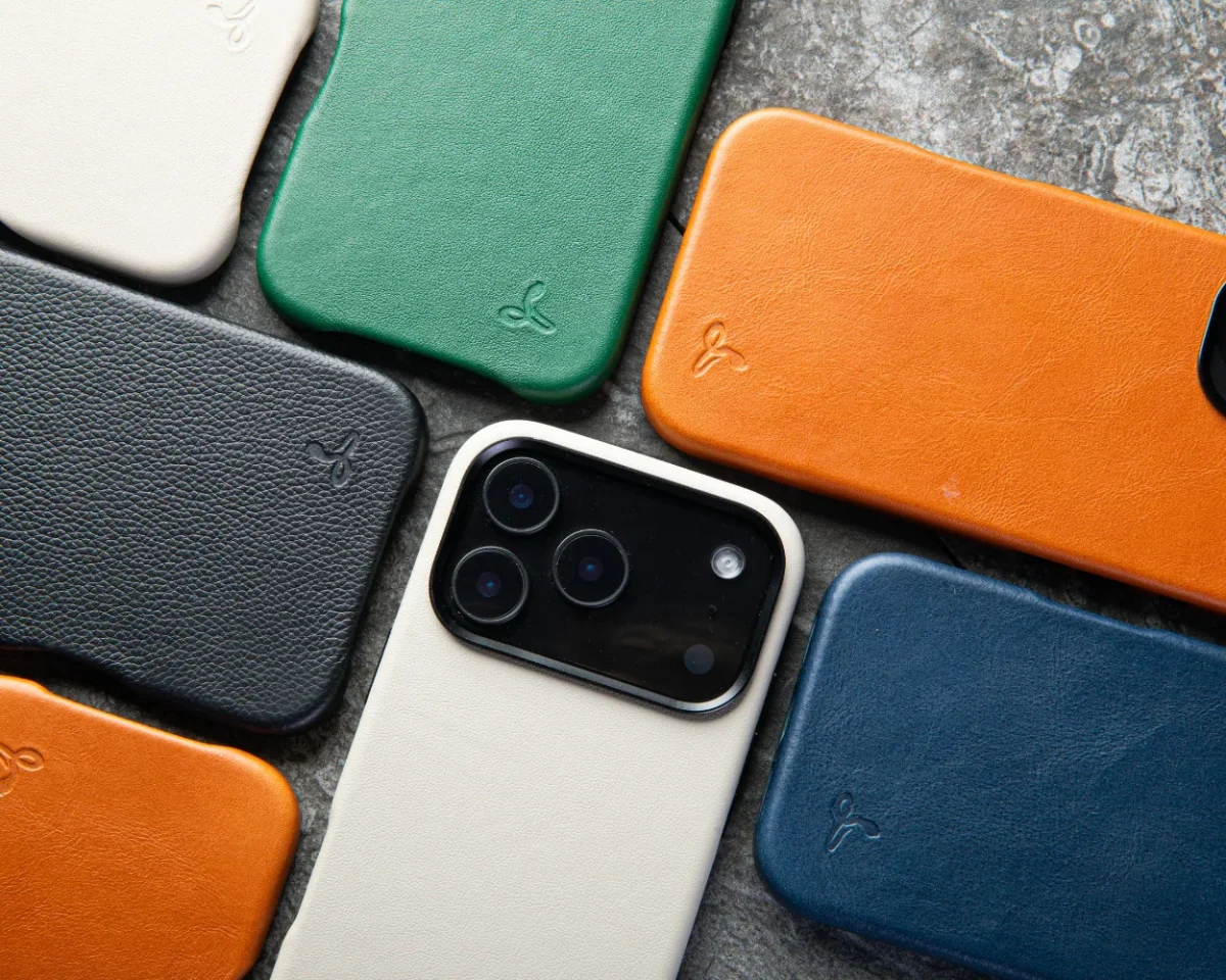 Apple iPhone 17 - Metro Slim Leather Phone Case - Image 3